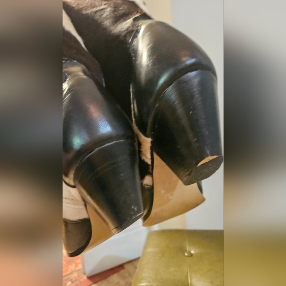 Vintage Cowhide Leather Western Boots. Black/brown/cream. Size 10 - Picture 13 of 16